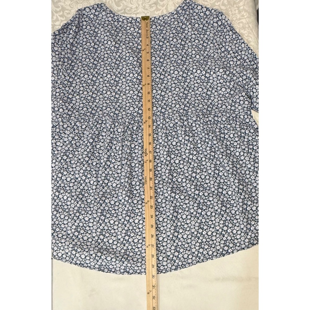 Cynthia Rowley Top Womens 2X Navy Blue Floral Daisy Button Front Peplum Babydoll - Picture 7 of 9